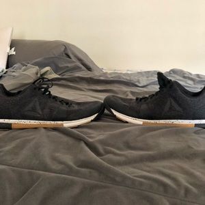 Reebok Mens Speed TR 2.0 Black and Gum 11.5